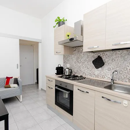Apartamento Crespi13 Loft, Metro A 3 Min Milán